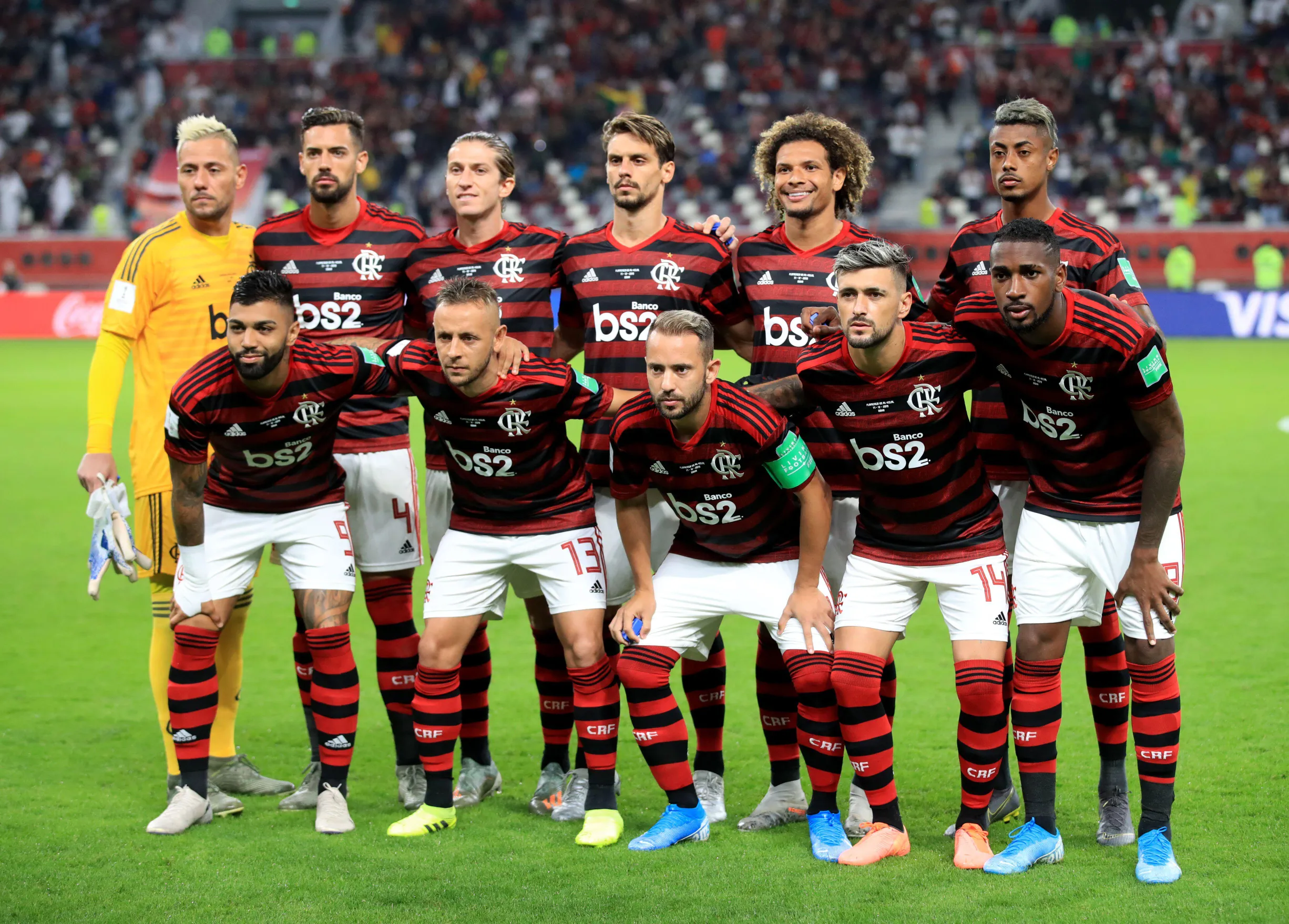 A escalação do Flamengo antes da partida semifinal da Copa do Mundo de Clubes da FIFA no Estádio Internacional Khalifa, em Doha.