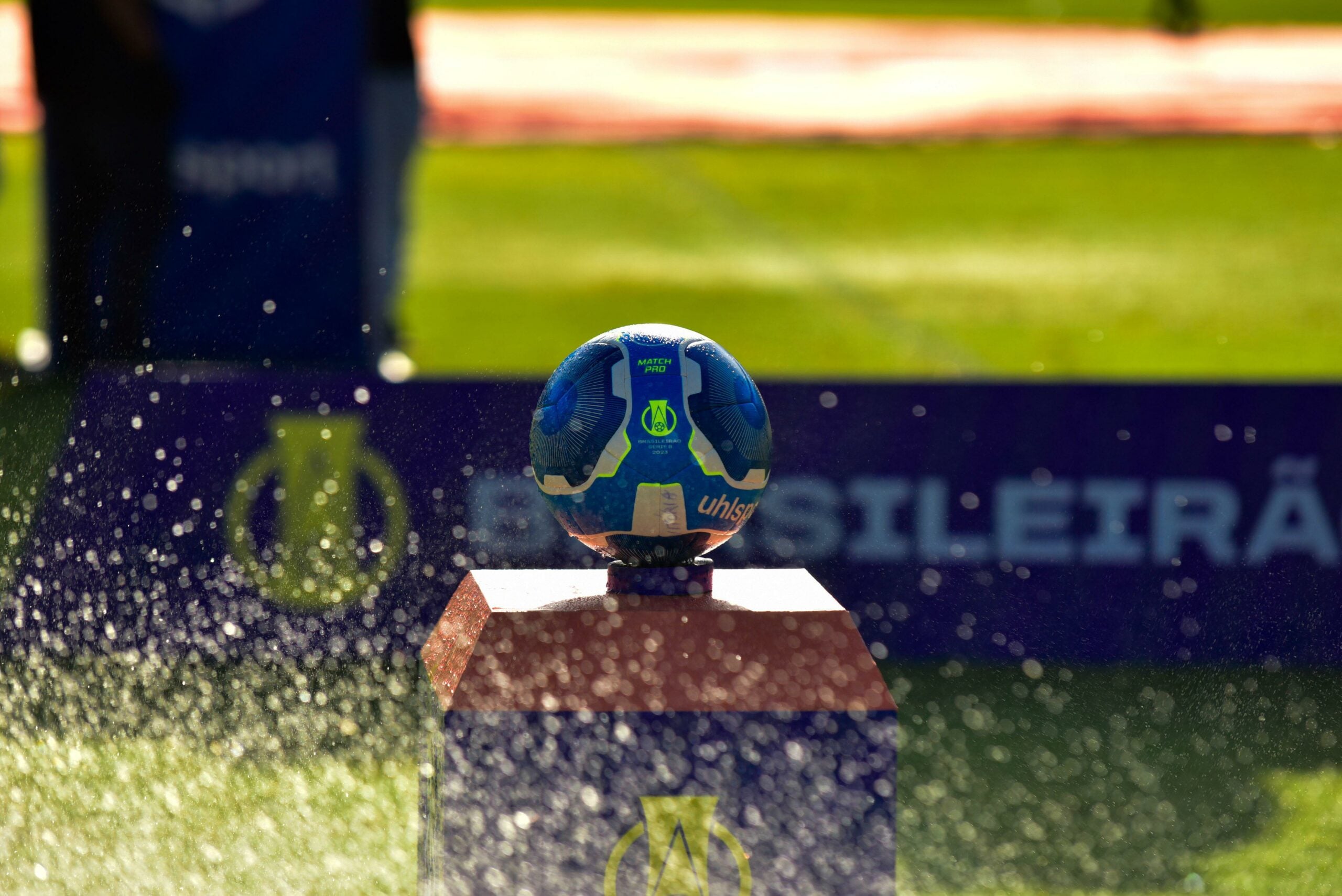 Bola utilizada pelos campeões da Série B em 2023