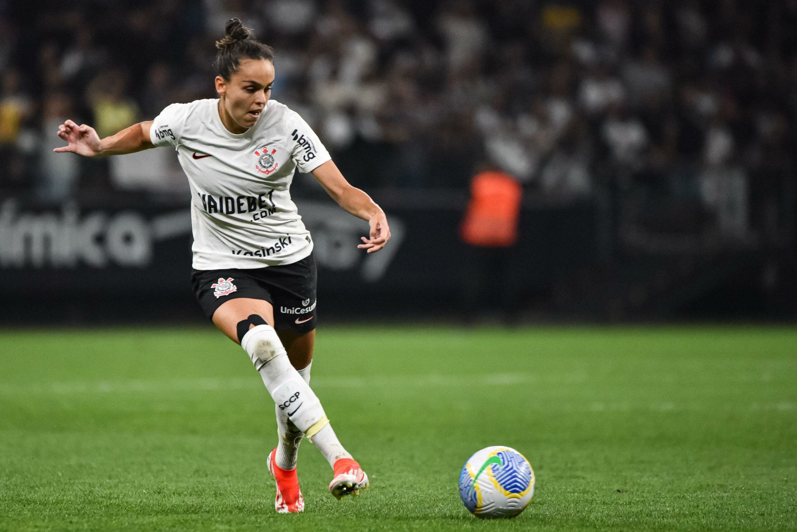 Gabi Portilho em ação durante jogo do Corinthians, uma das maiores rivalidade do Ferroviário