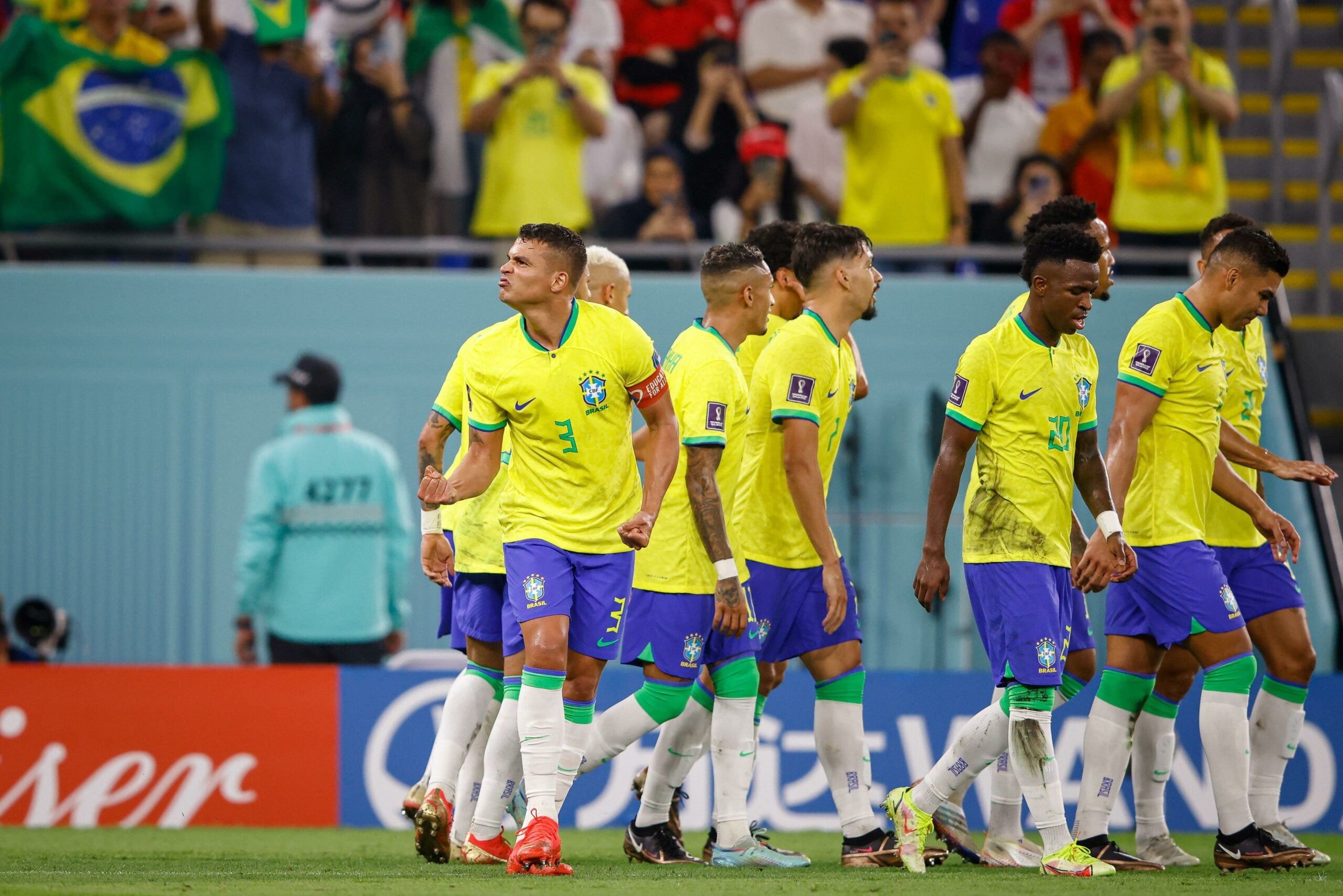 Copa do Mundo, Catar, 2022, Thiago Silva, do Brasil, junto a outros jogadores