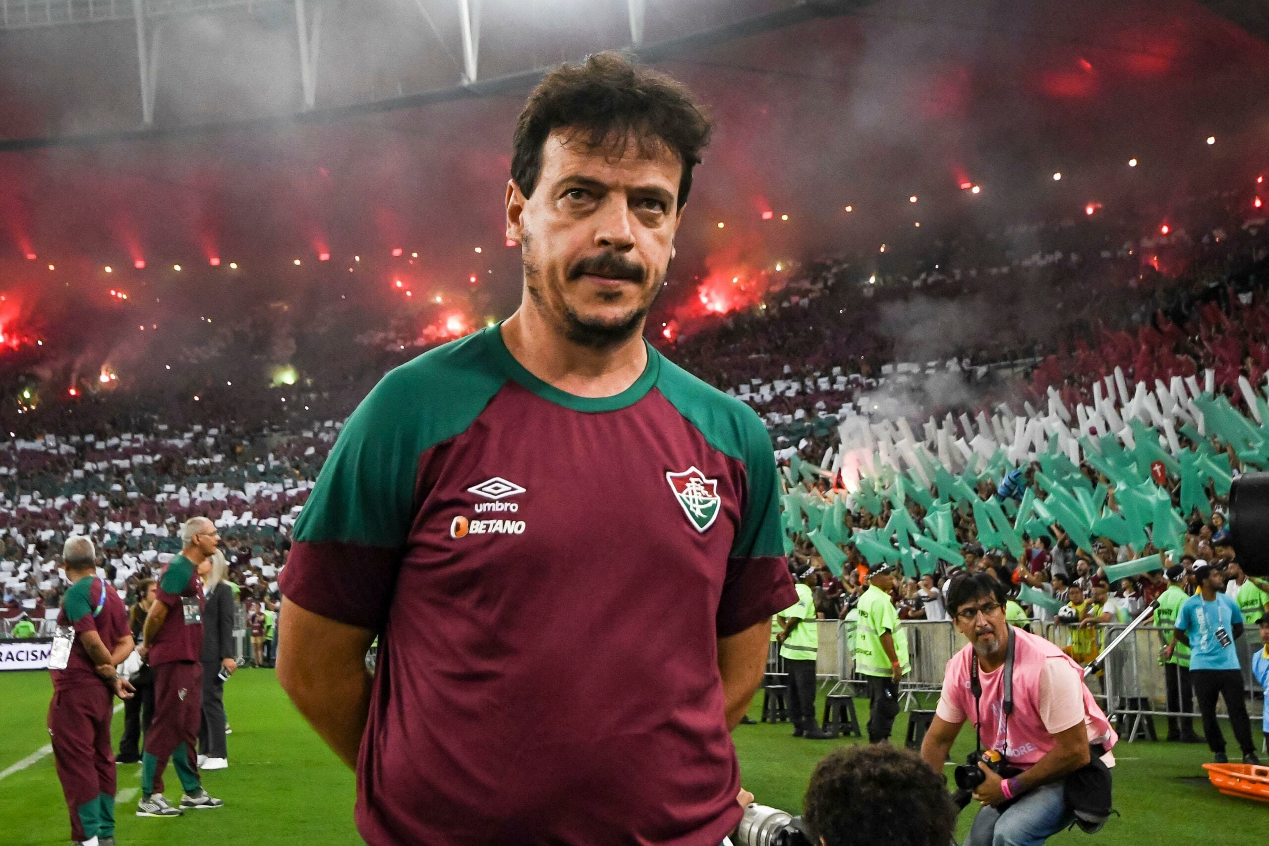 Fernando Diniz, na época treinador do Fluminense