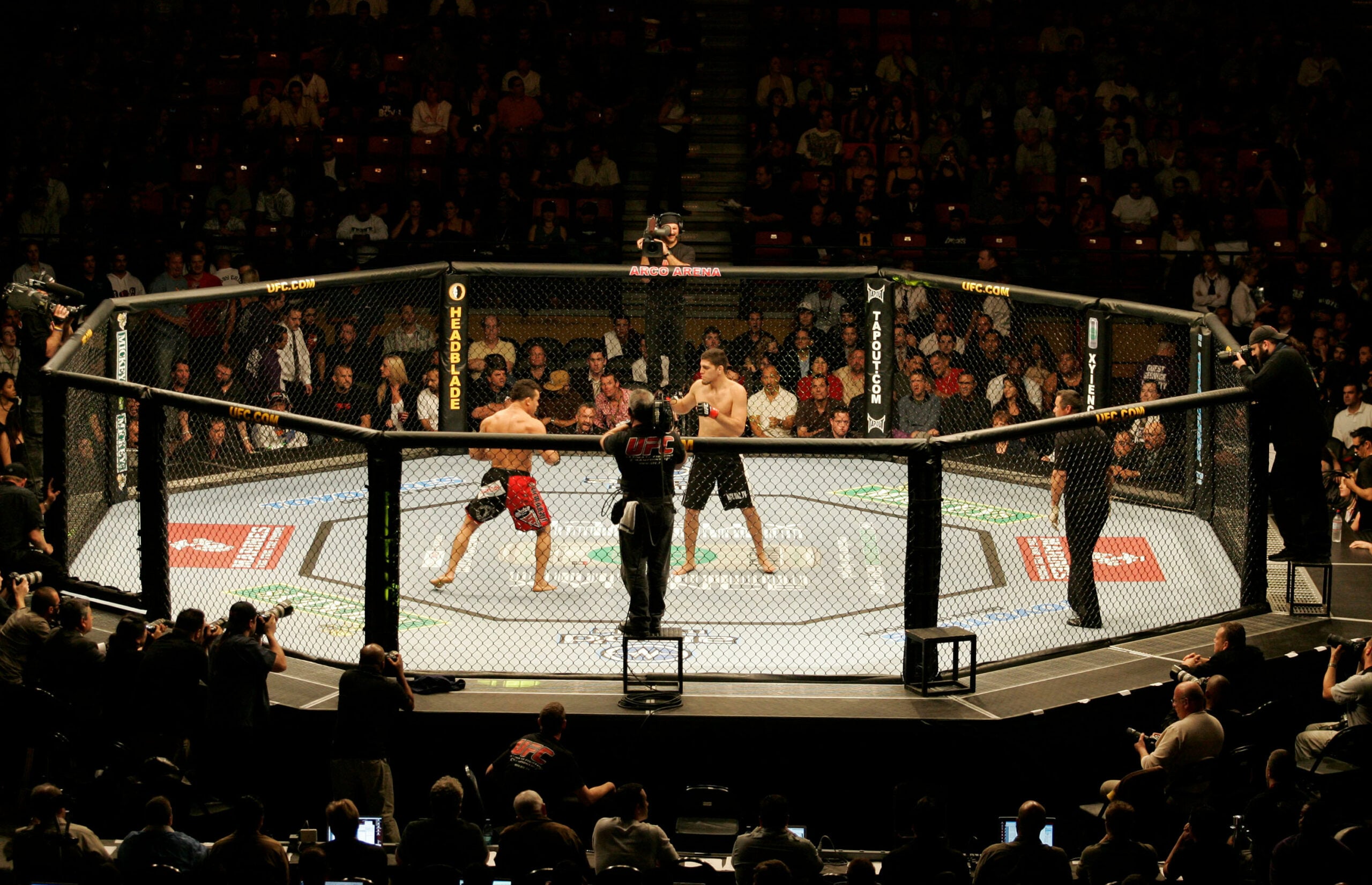 Ultimate Fighting Championship UFC 65 no Arco Arena, em Sacramento