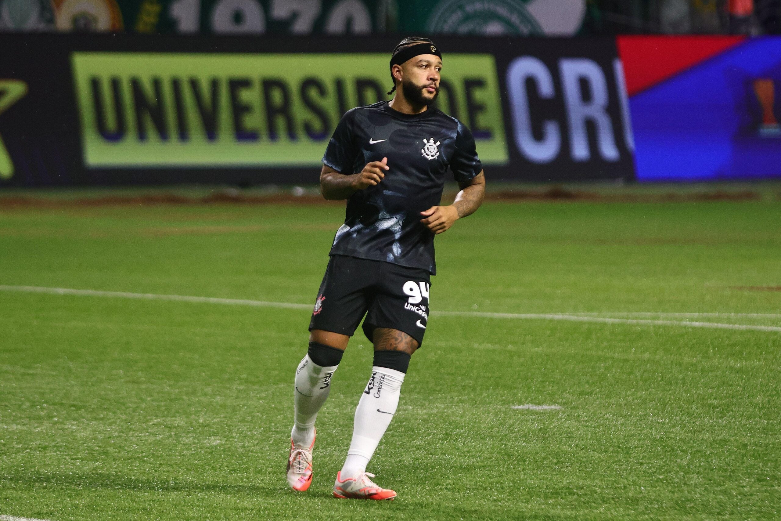 Memphis Depay é opção de aposta para Red Bull Bragantino x Corinthians