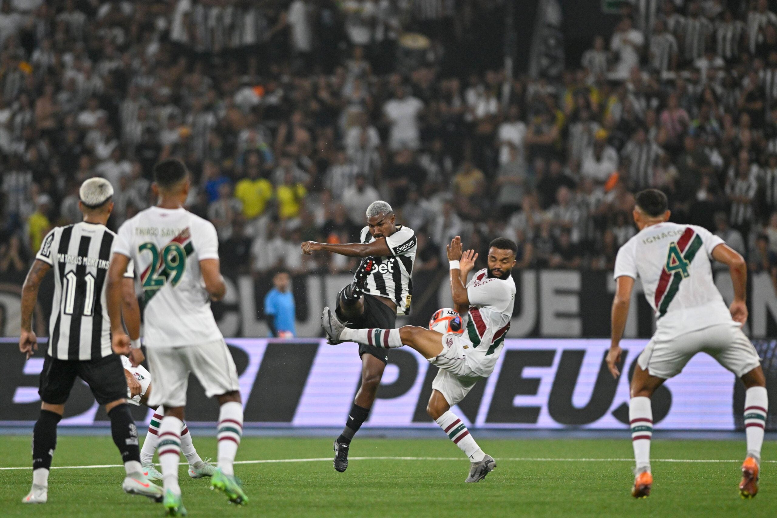 Fluminense x Botafogo: odds, palpites e onde assistir - Campeonato Brasileiro