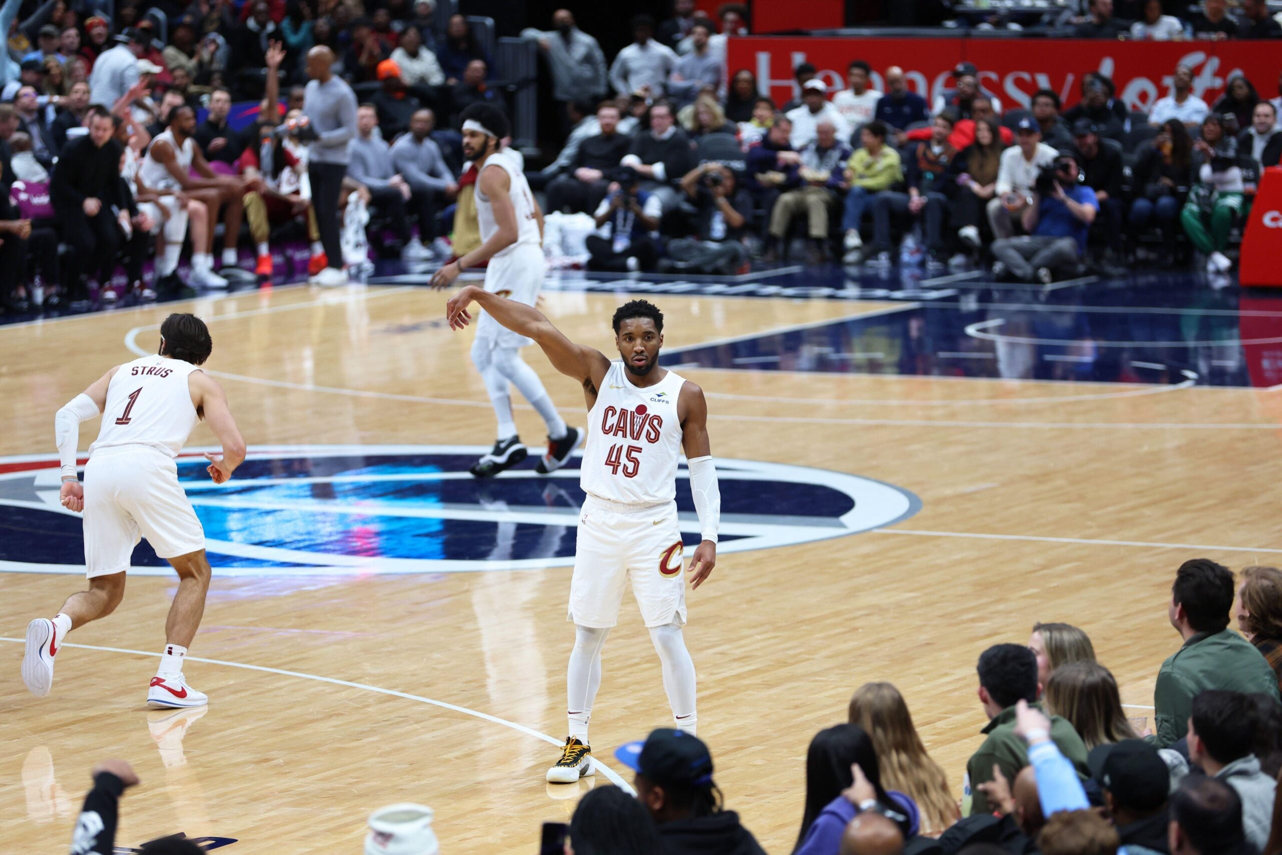 Cleveland Cavaliers x Houston Rockets odds, palpites e onde assistir - NBA