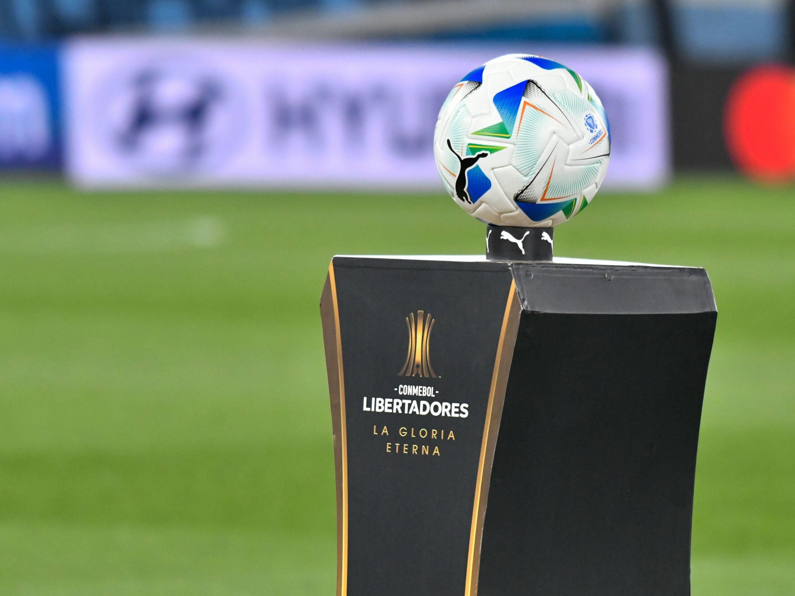 Por qual motivo o principal torneio de clubes da América do Sul se chama Libertadores