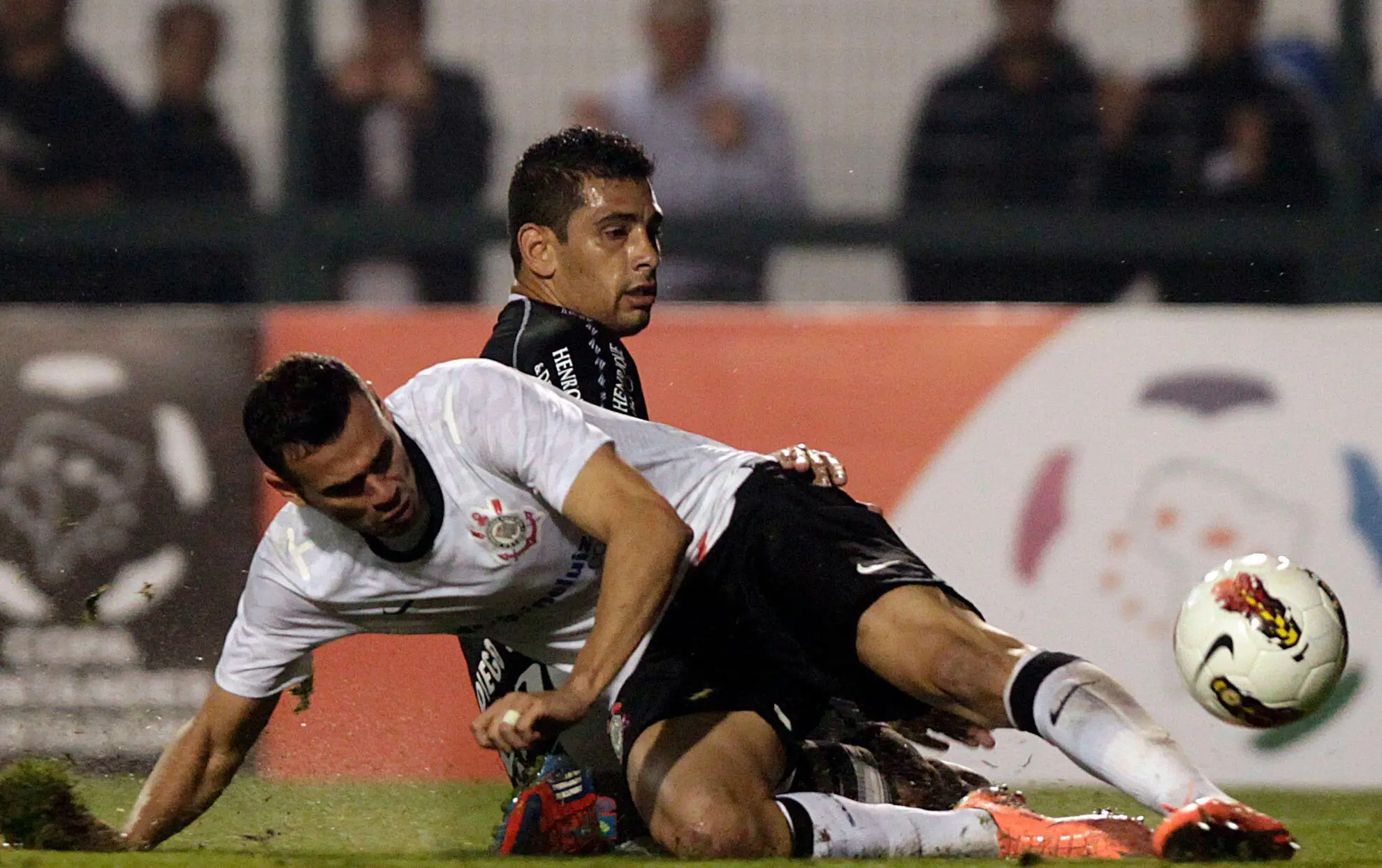 Corinthians x Vasco relembre os 5 encontros em mata-mata até hoje