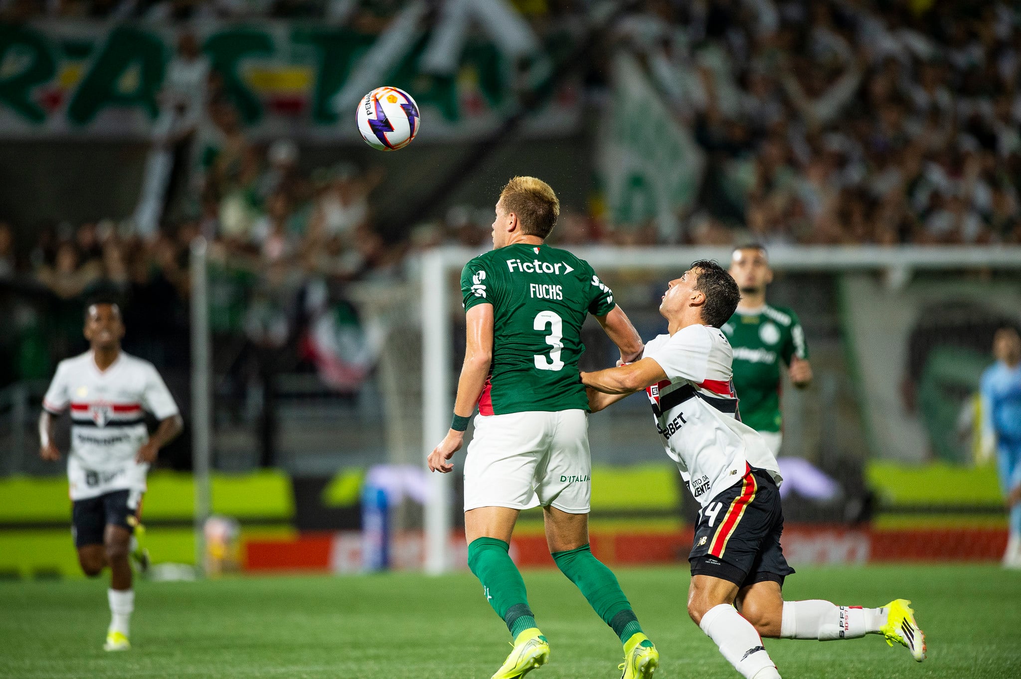 Palmeiras x São Paulo: Quem leva a melhor no mata-mata?