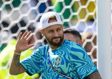 Neymar vai jogar contra a Escócia?